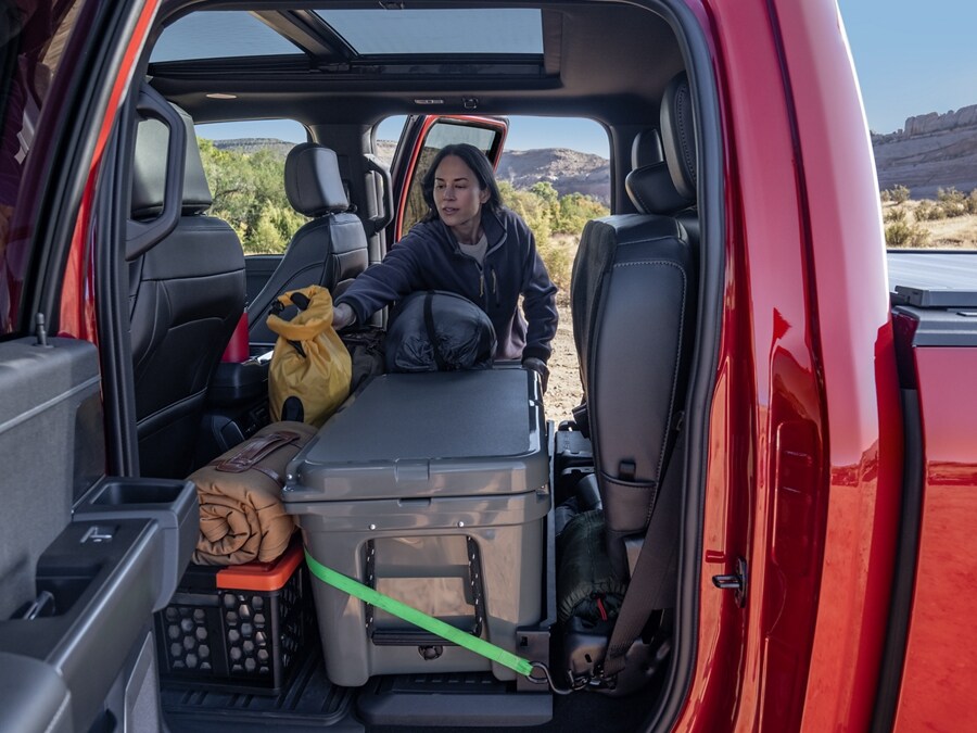  2025 Ford F-150 Interior