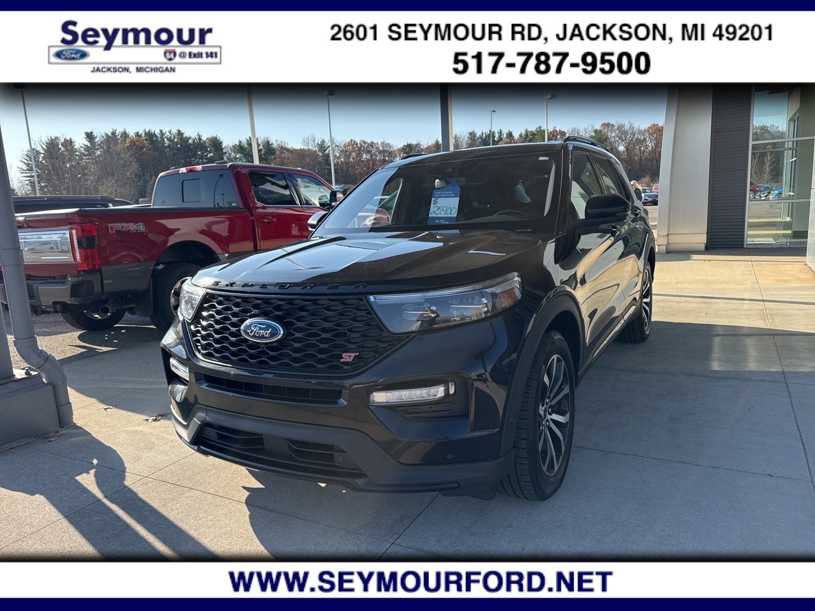 2020 Ford Explorer ST's photo