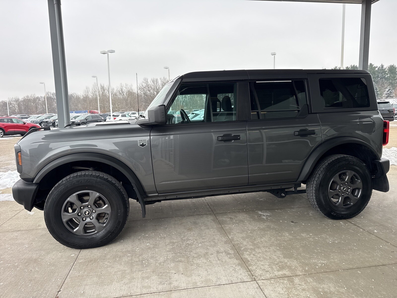 2022 Ford Bronco Base Big Bend Black Diamond Outer Banks photo 3