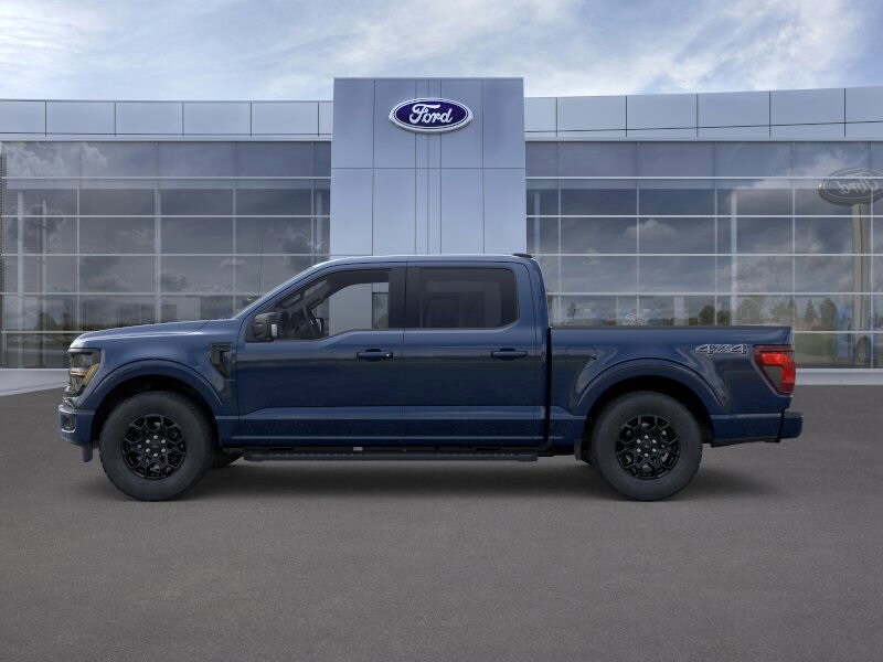 2025 Ford F-150 XLT photo 2