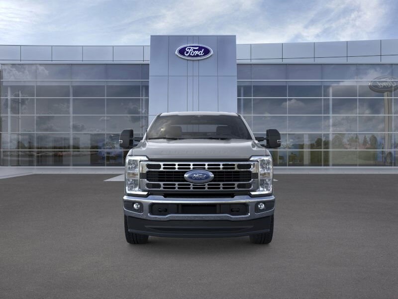 2026 Ford F-350 photo 3