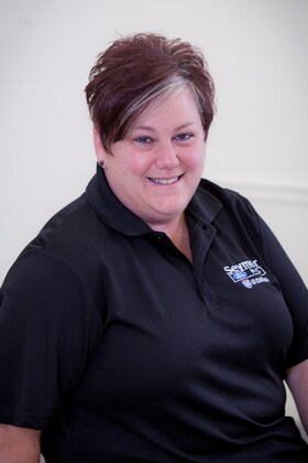 Staff member Sue Piotrowski from ID_348d1a24b888