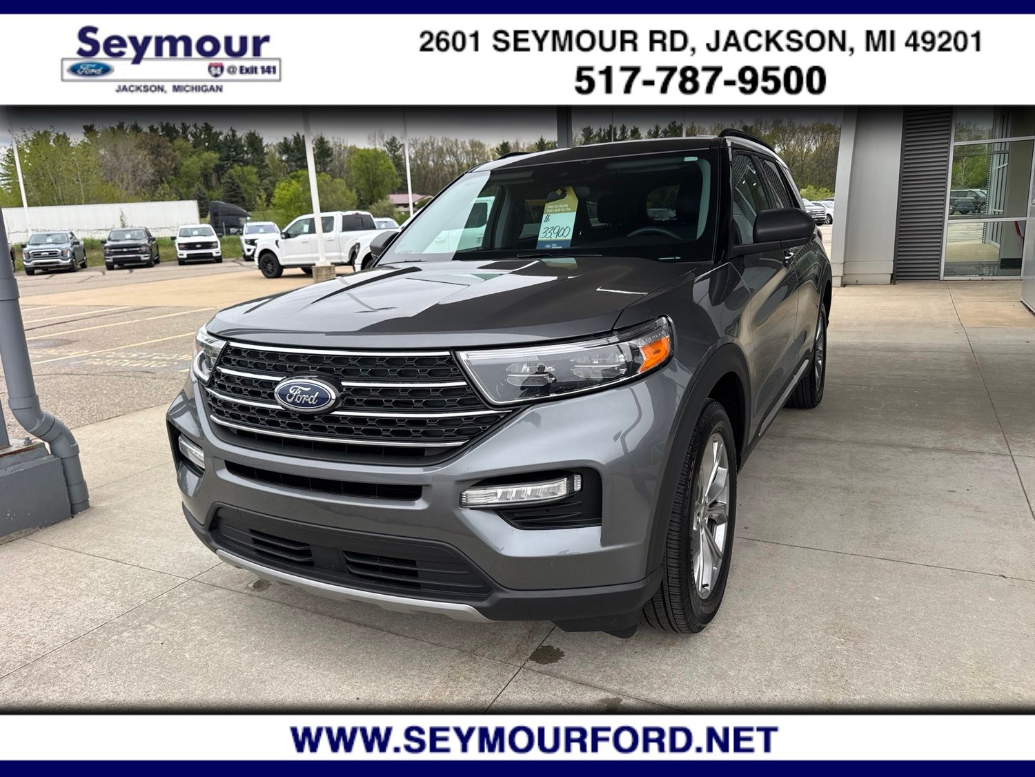 2023 Ford Explorer XLT 4WD's photo