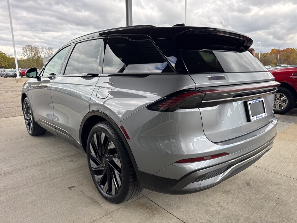 Used 2025 Lincoln Nautilus Reserve SUV