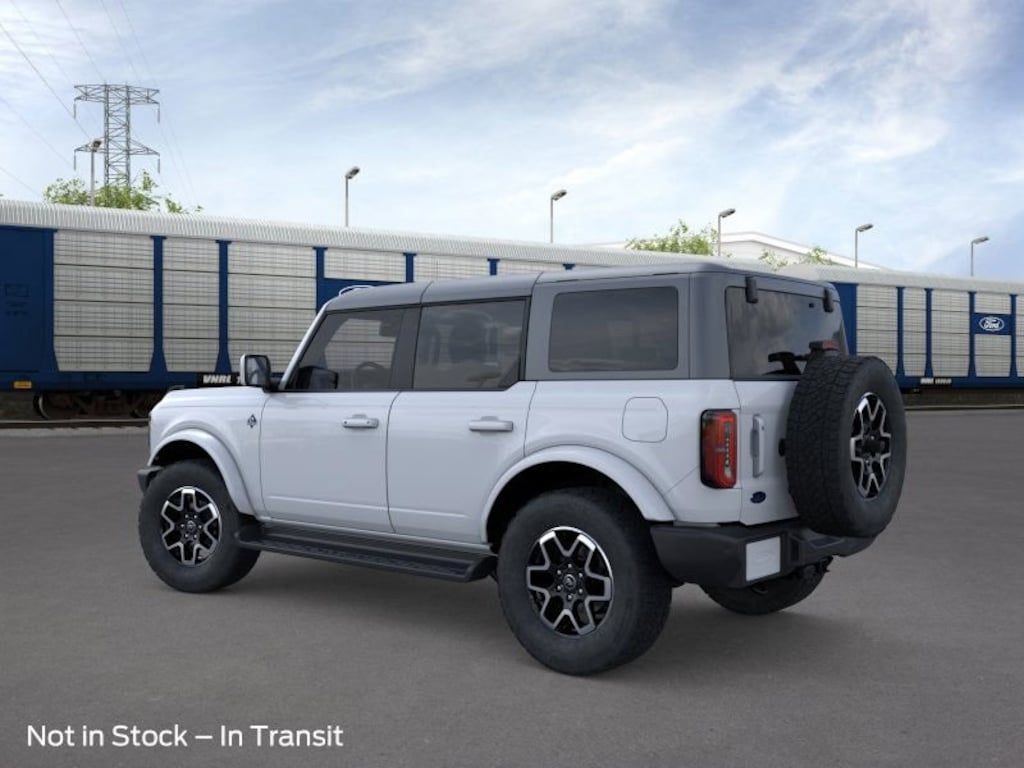 New 2025 Ford Bronco Outer Banks SUV