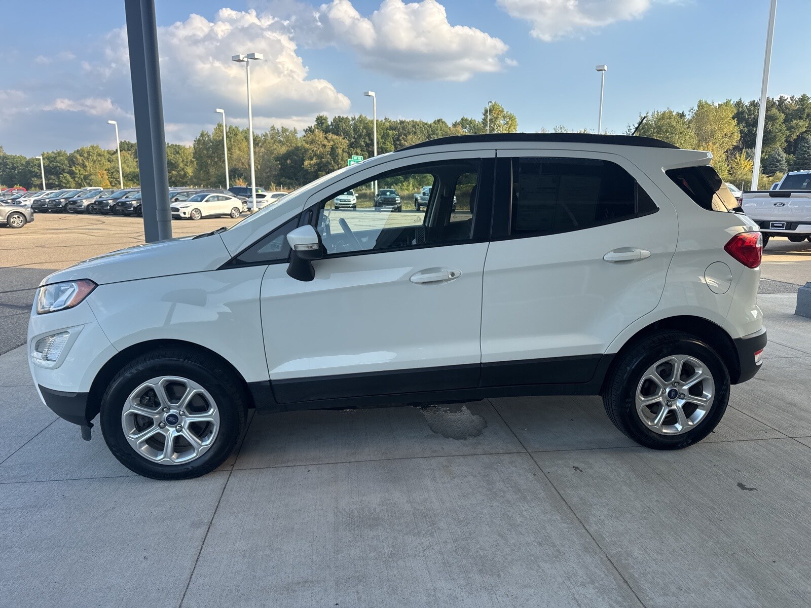 2020 Ford EcoSport SE photo 2
