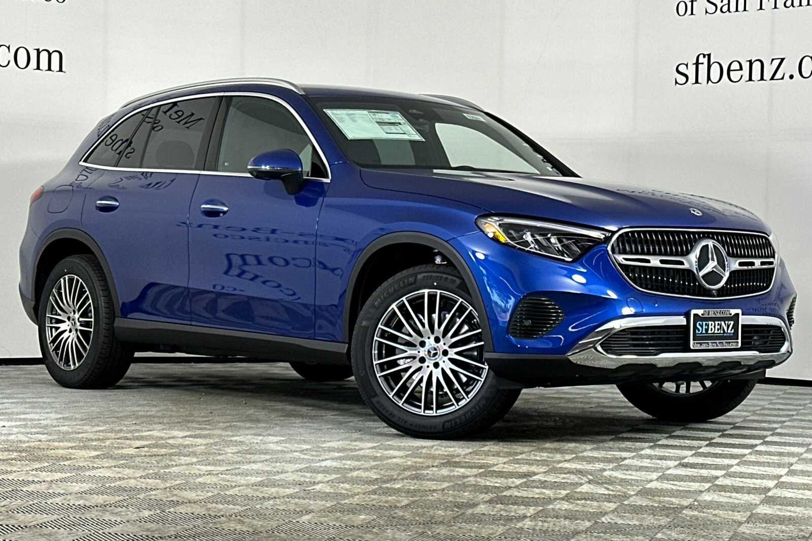 2025 Mercedes Benz GLC 300 4MATIC photo 2