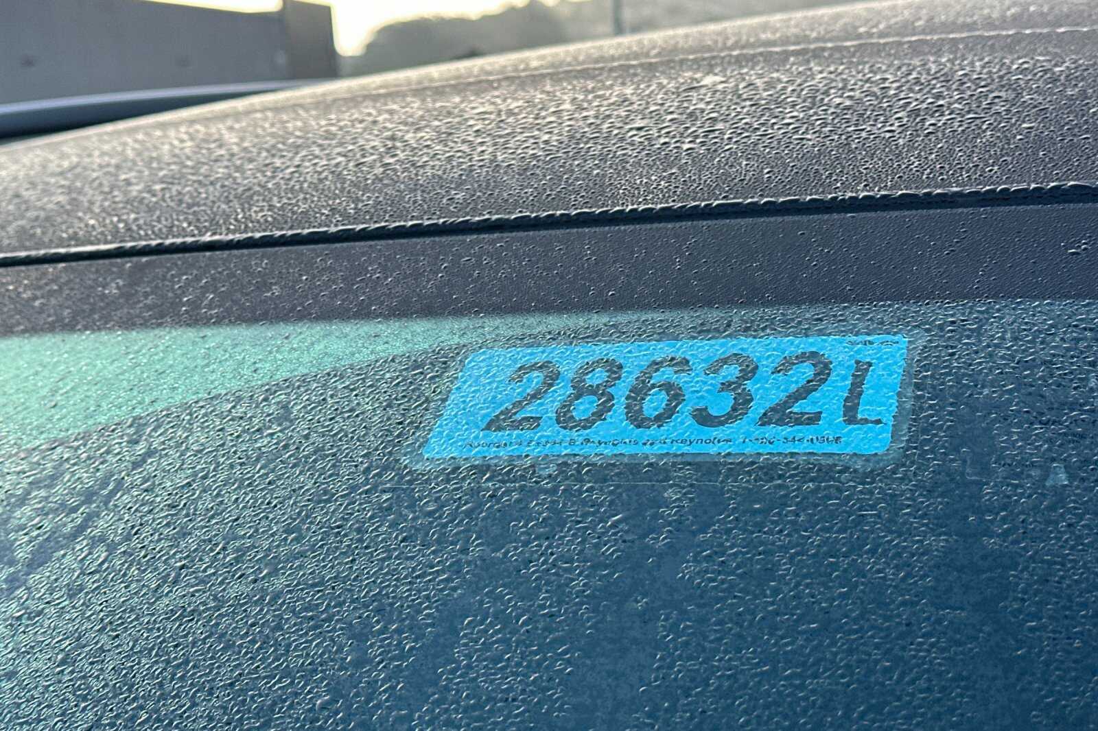 2025 Mercedes Benz GLE 350 4MATIC photo 2