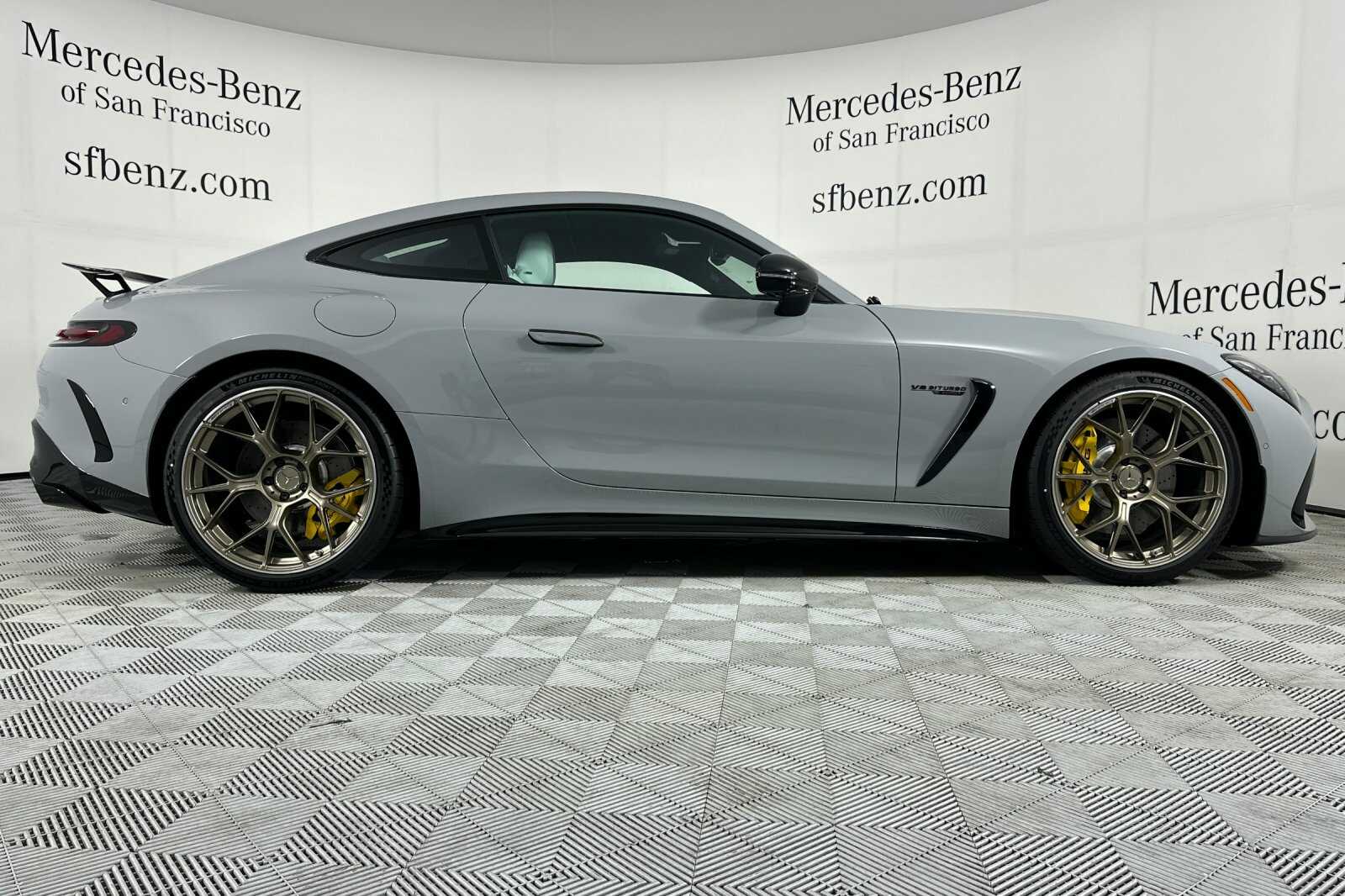2026 Mercedes Benz AMG GT photo 3