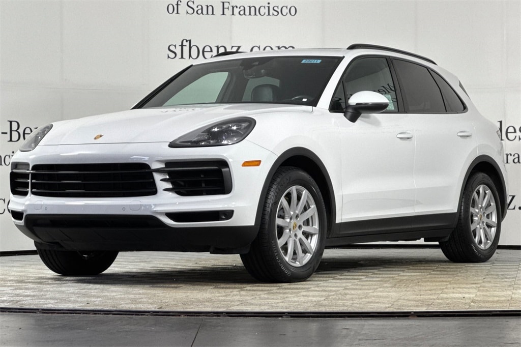 2020 Porsche Cayenne S photo 3