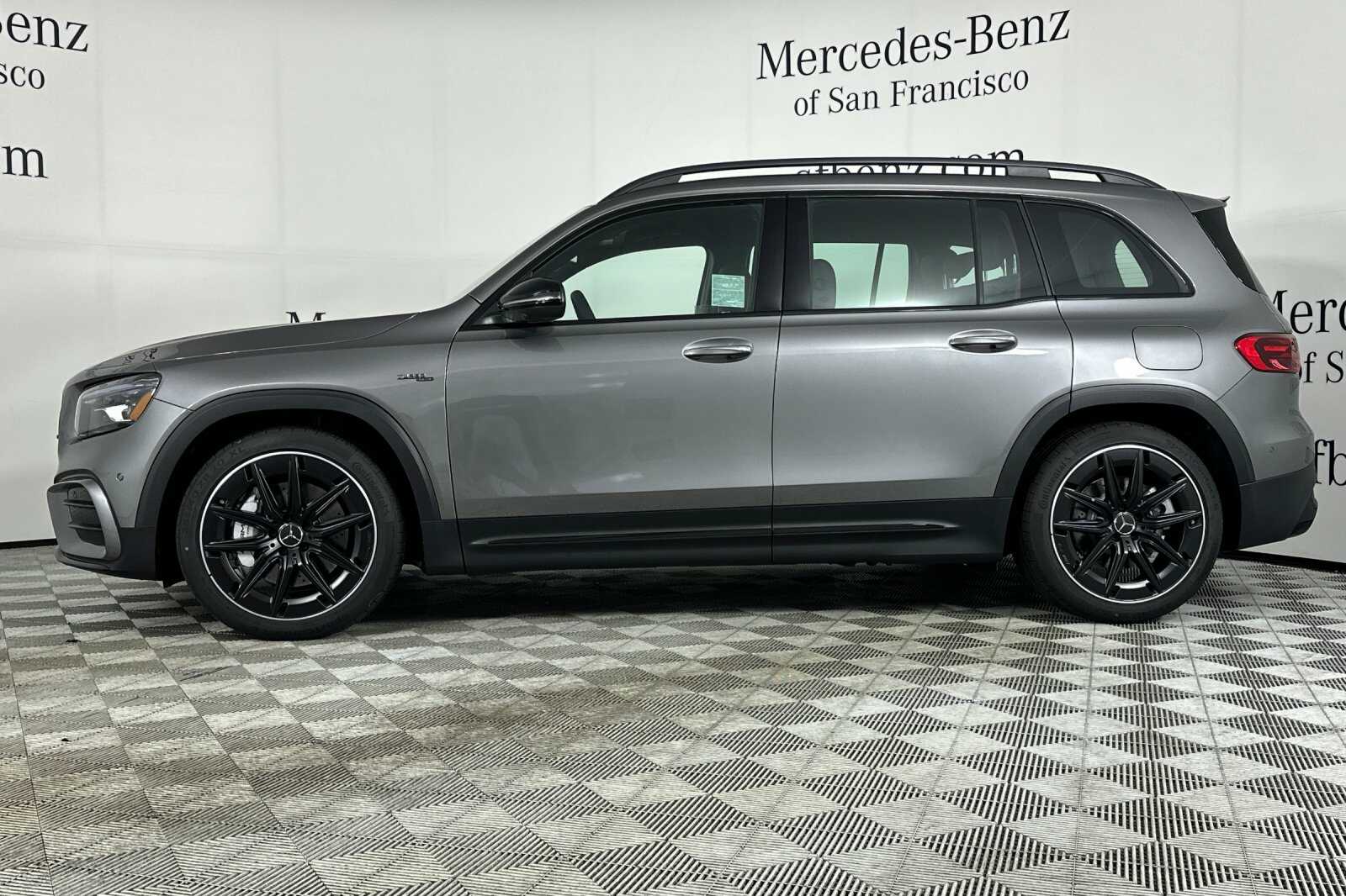2026 Mercedes-Benz GLB AMG GLB 35 - Photo 7