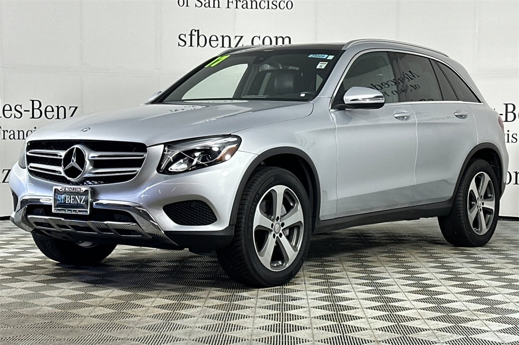 2017 Mercedes-Benz GLC GLC 300 photo 3