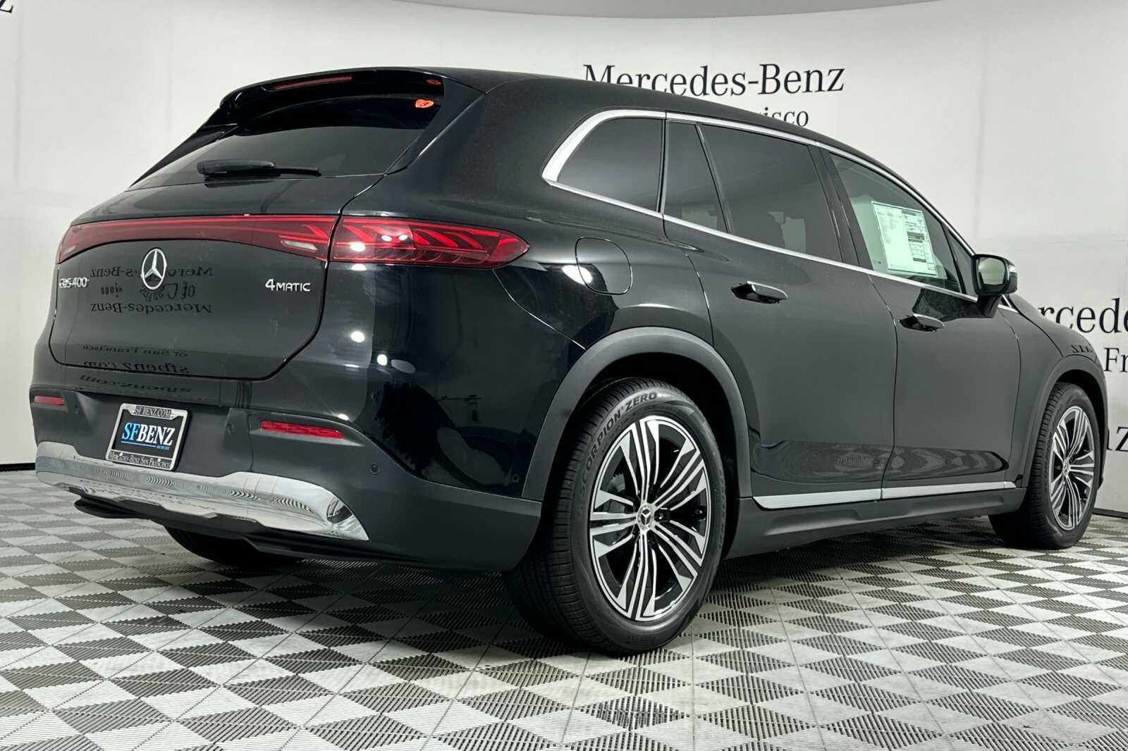 2026 Mercedes Benz 400 450 4MATIC photo 2