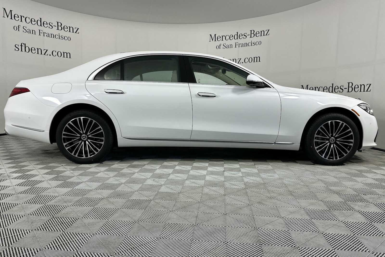 2026 Mercedes Benz S 500 4MATIC photo 2