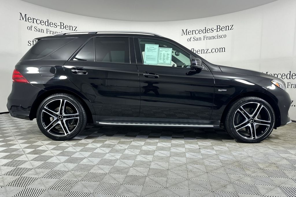 2018 Mercedes-Benz GLE GLE 43 AMG® photo 2