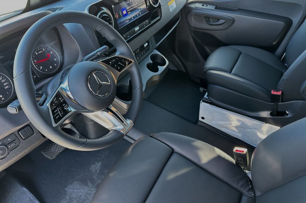 2025 Mercedes-Benz Sprinter Crew Van Base - Photo 7