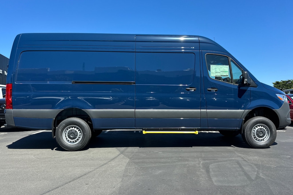 New 2025 Mercedes-Benz Sprinter 2500 High Roof 4-Cyl Diesel HO Van Cargo Van