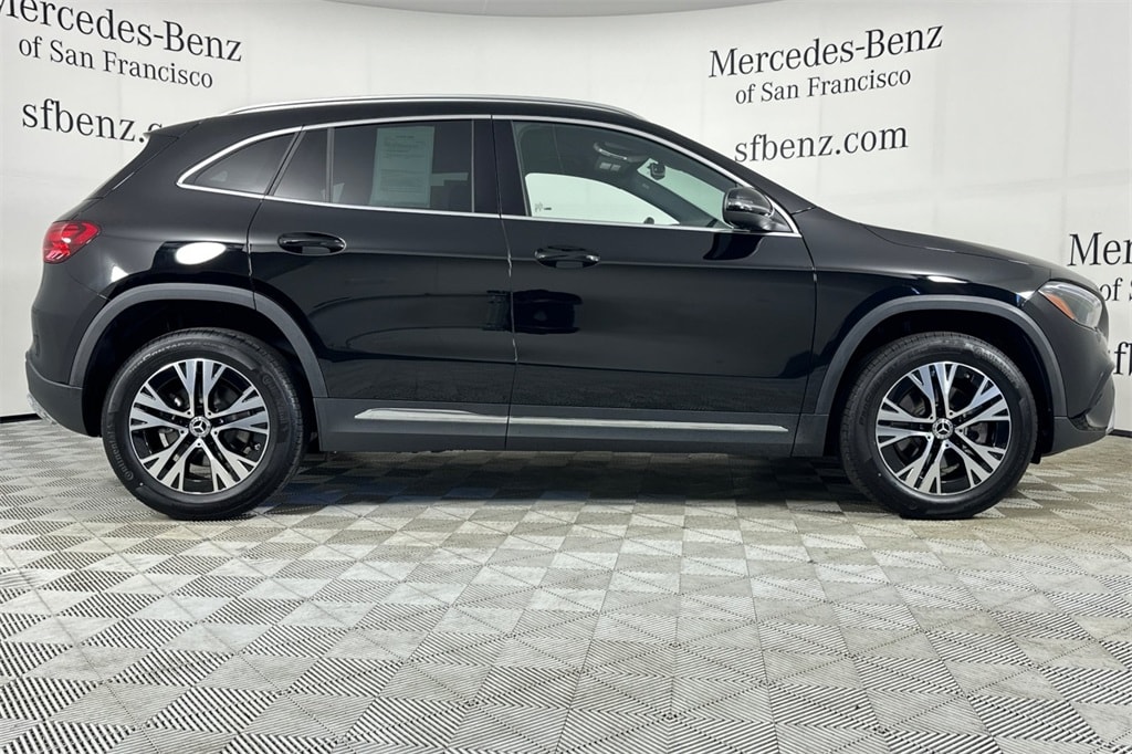 2026 Mercedes-Benz GLA GLA 250 photo 2