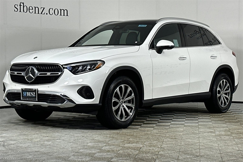 2026 Mercedes-Benz GLC GLC 300 photo 3