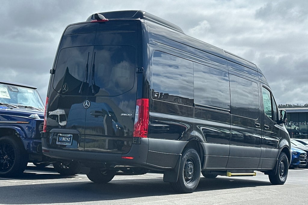 New 2025 Mercedes-Benz Sprinter 2500 High Roof 4-Cyl Diesel HO Van Passenger Van