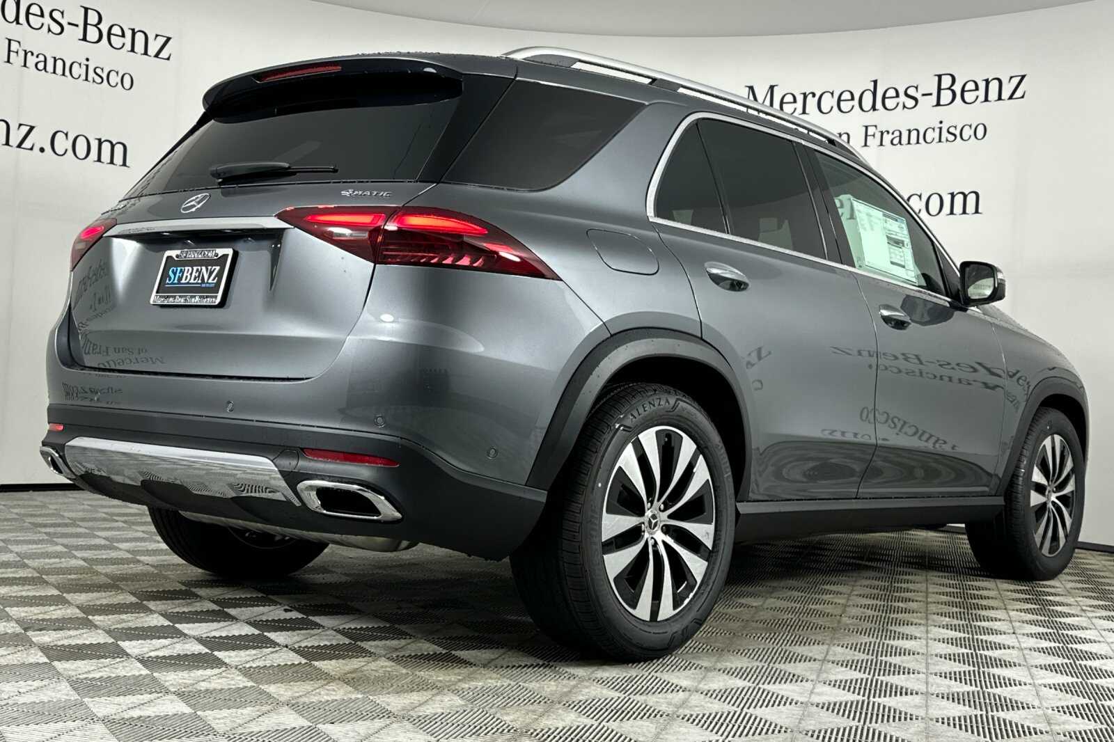 2025 Mercedes Benz GLE 350 4MATIC photo 4