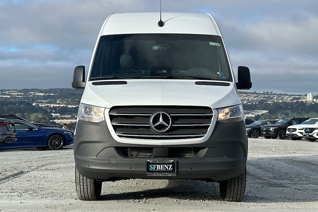 New 2025 Mercedes-Benz Sprinter 2500 Standard Roof 4-Cyl Diesel HO Van Crew Van