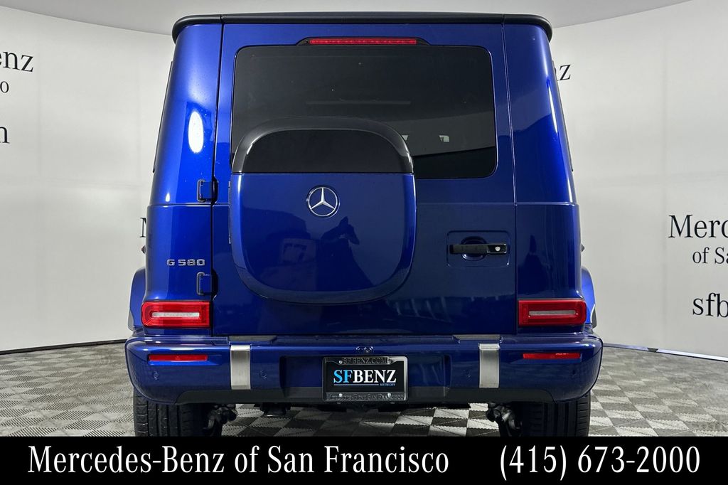 2025 Mercedes-Benz G-Class G580 - Photo 4