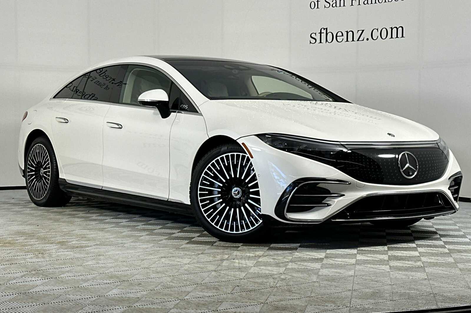 2022 Mercedes Benz EQS Sedan 580 4MATIC photo 2