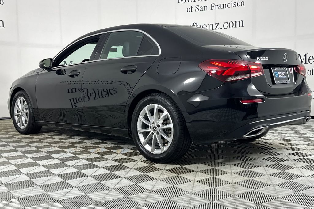 2019 Mercedes-Benz A-Class A 220 photo 5