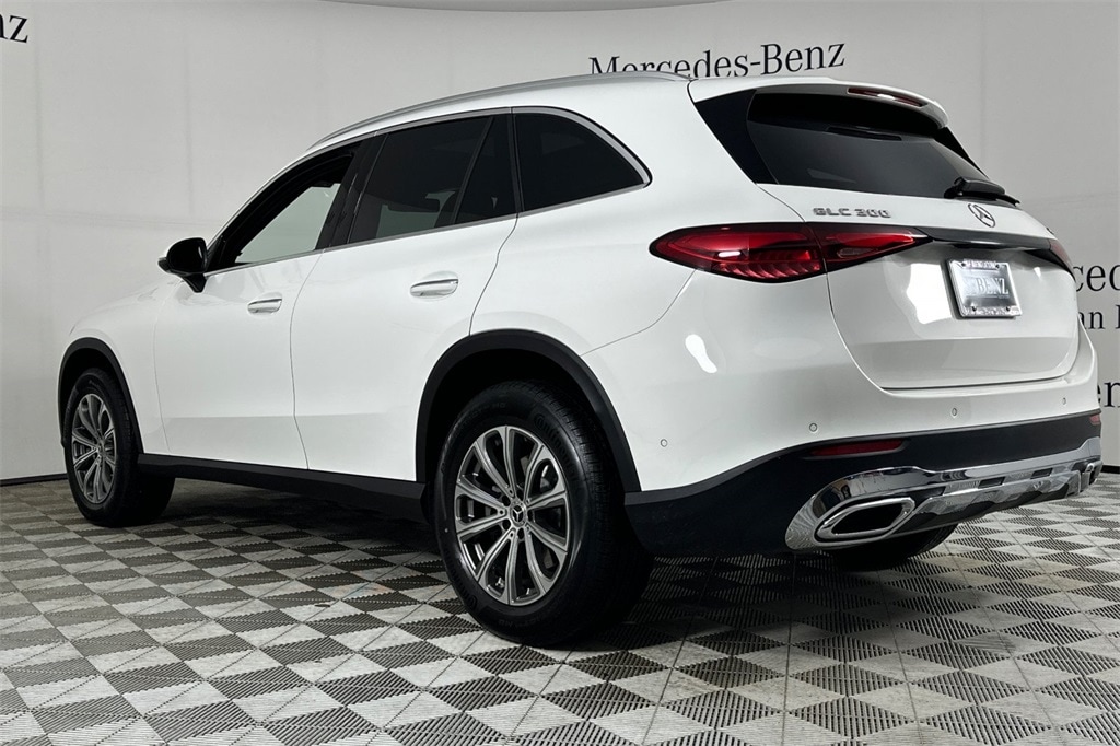 2026 Mercedes-Benz GLC GLC 300 photo 5