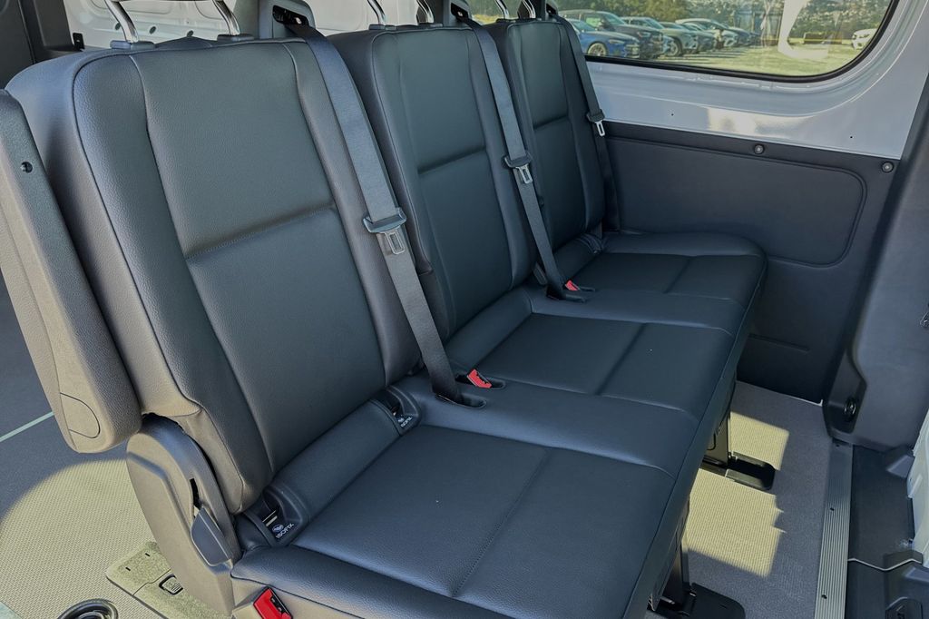 2025 Mercedes-Benz Sprinter Crew Van Base - Photo 9