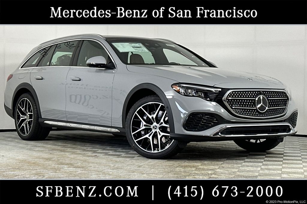 2026 Mercedes-Benz E-Class E450 4MATIC All-Terrain's photo