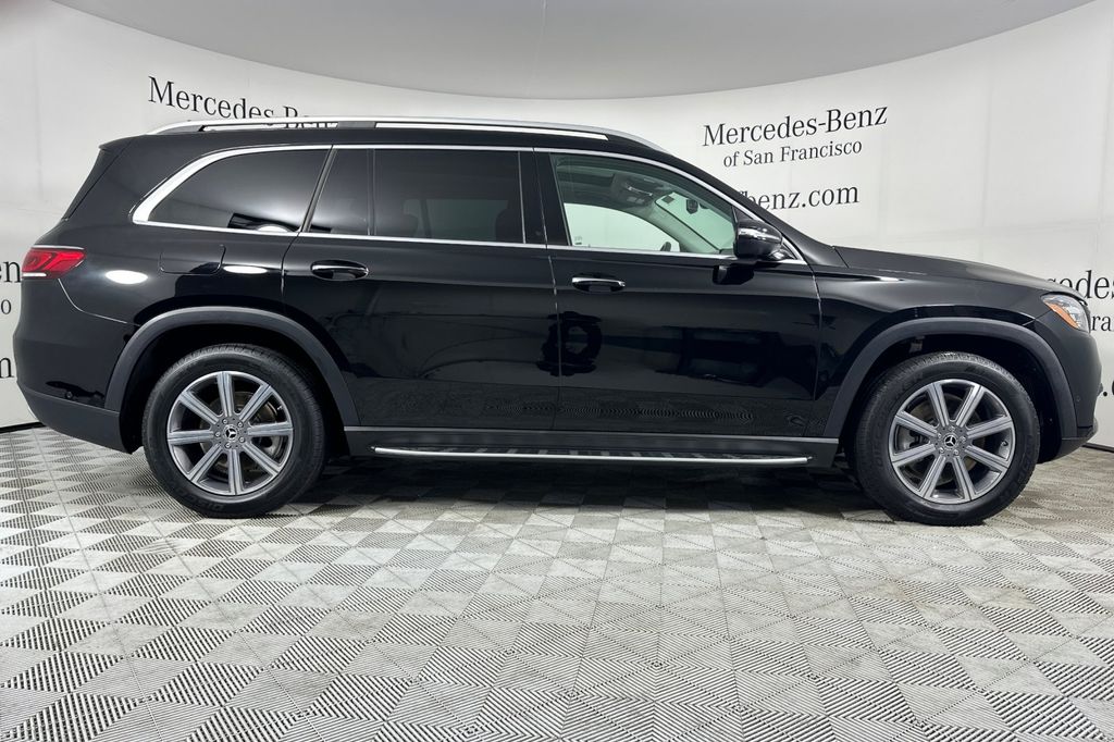 2023 Mercedes-Benz GLS GLS 450 photo 2