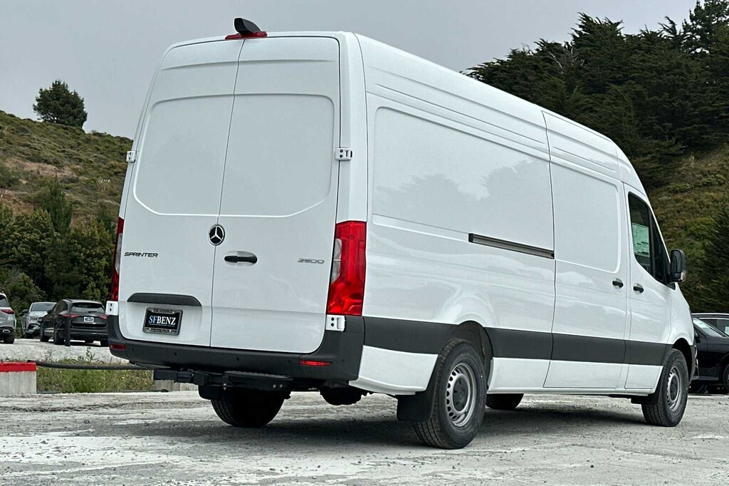 New 2025 Mercedes-Benz Sprinter 2500 High Roof 4-Cyl Diesel HO Van Cargo Van