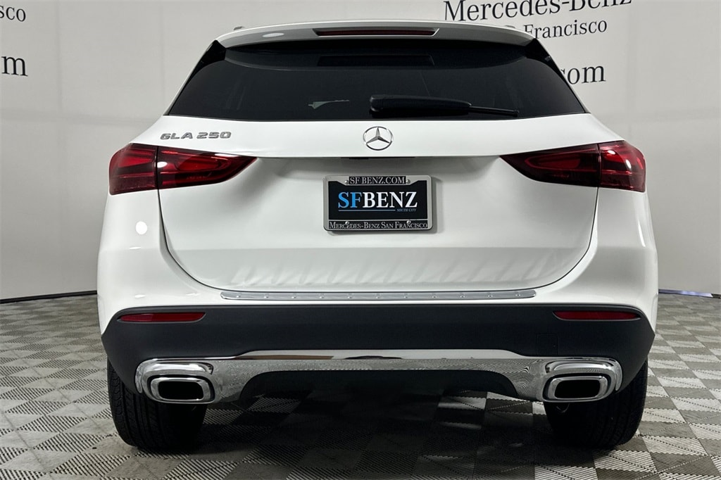 2026 Mercedes-Benz GLA GLA 250 photo 4