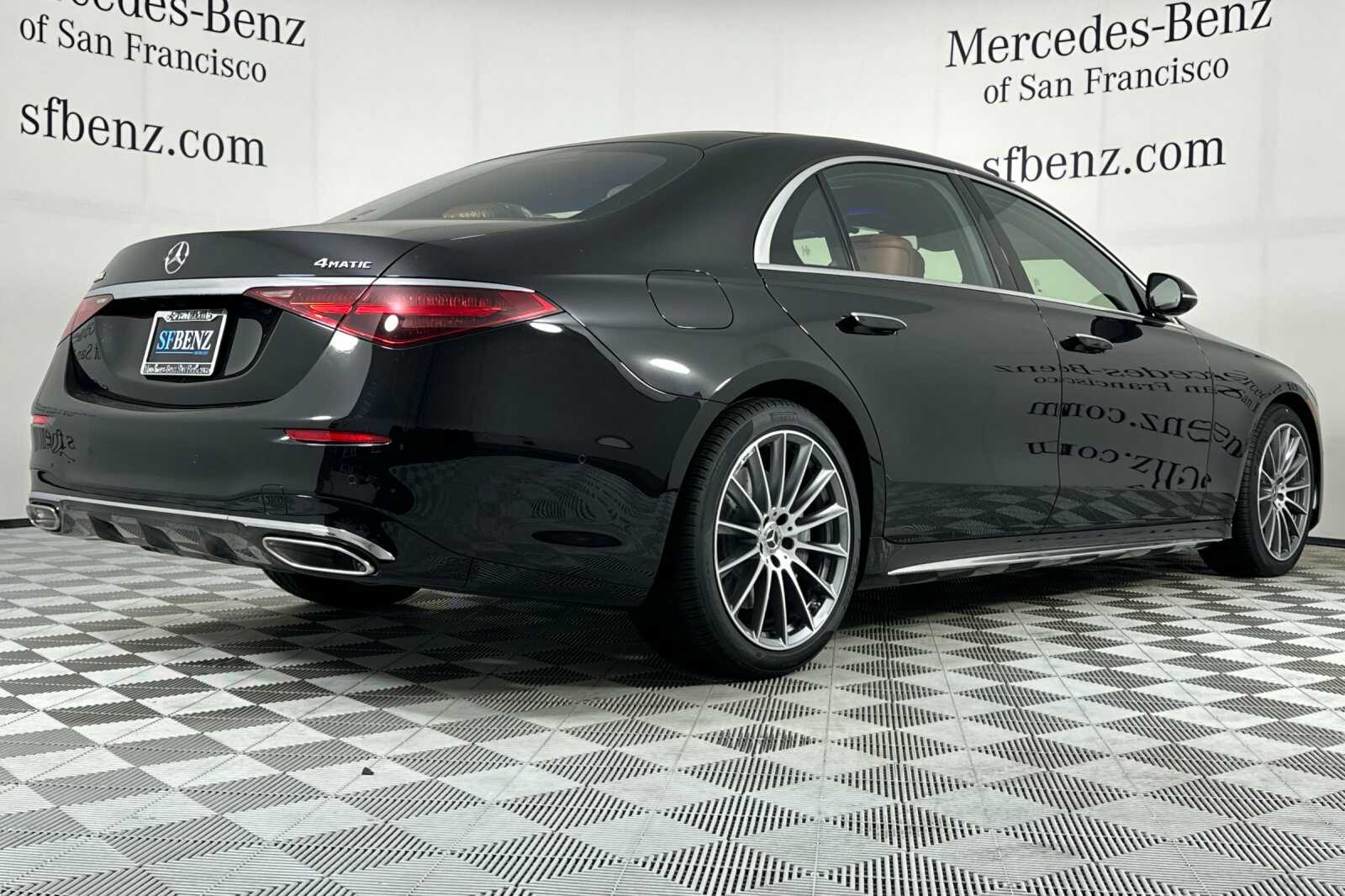 2026 Mercedes Benz S 580 4MATIC photo 4