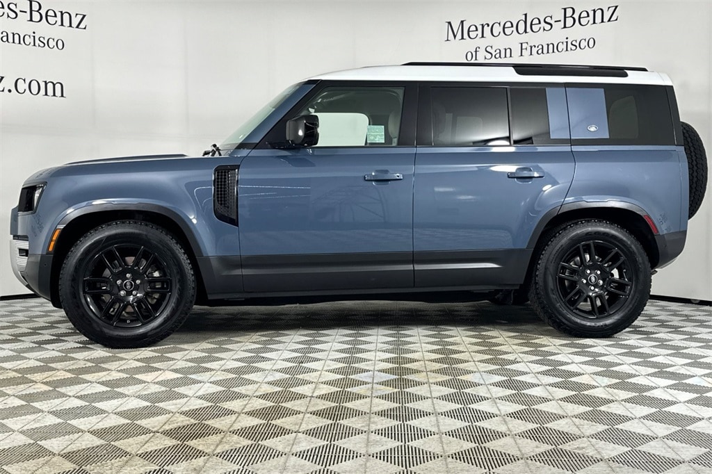 2021 Land Rover Defender 110 S photo 6