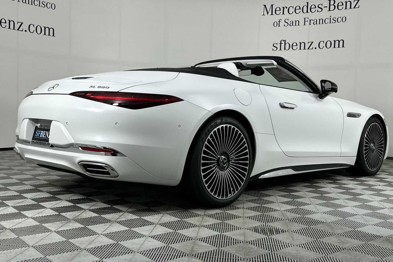 2026 Mercedes Benz SL photo 4