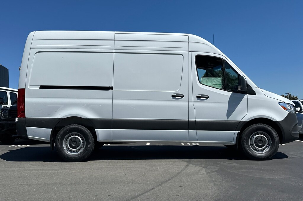New 2025 Mercedes-Benz Sprinter 2500 Standard Roof 4-Cyl Diesel HO Van Cargo Van