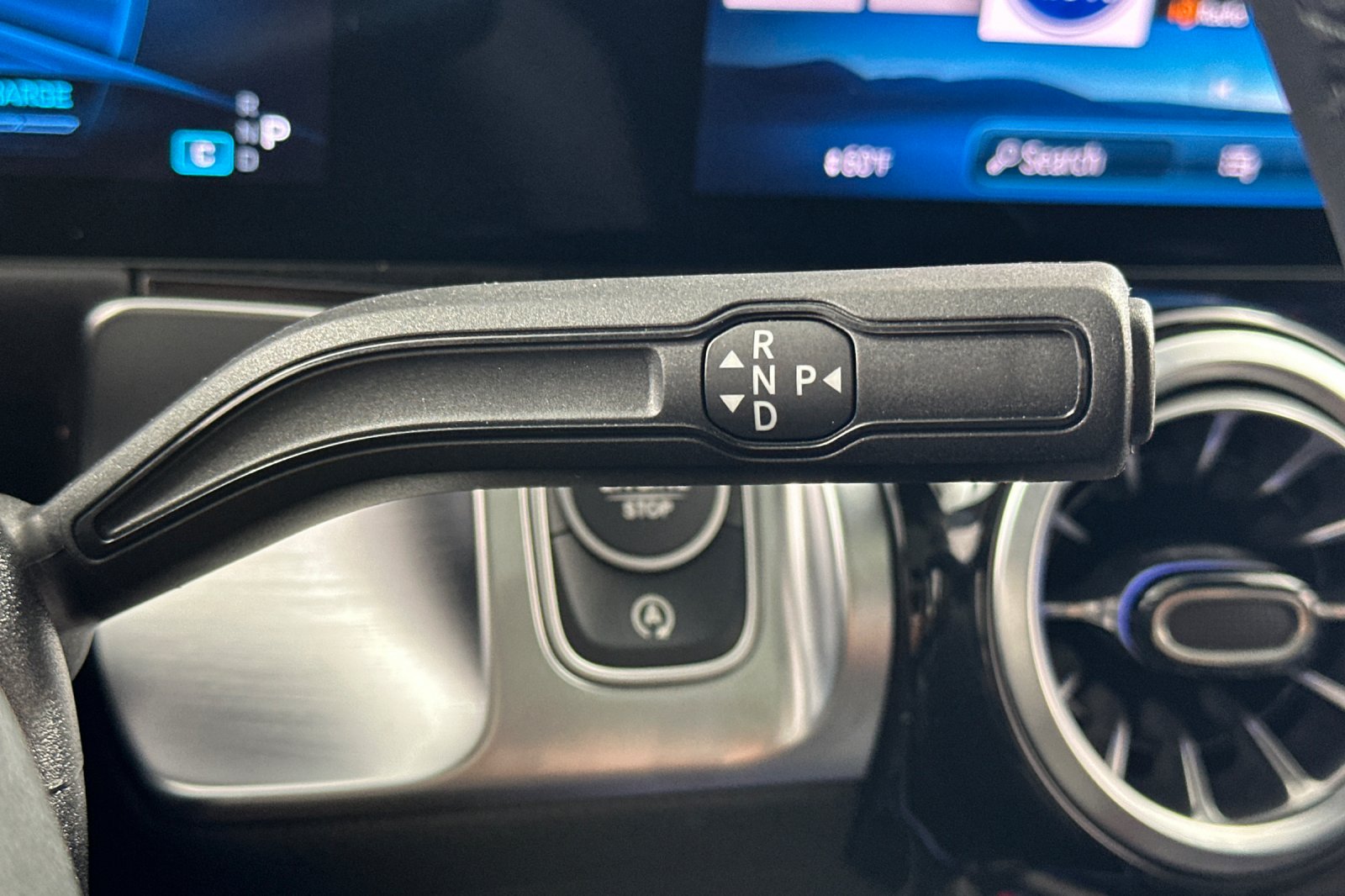 2026 Mercedes-Benz GLB AMG GLB 35 - Photo 21