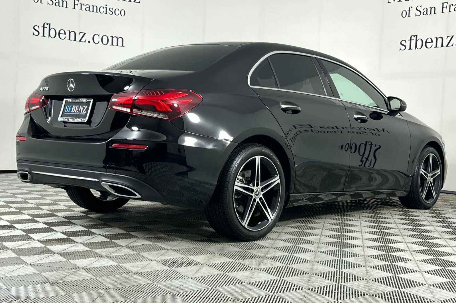 2022 Mercedes Benz A 220 photo 2
