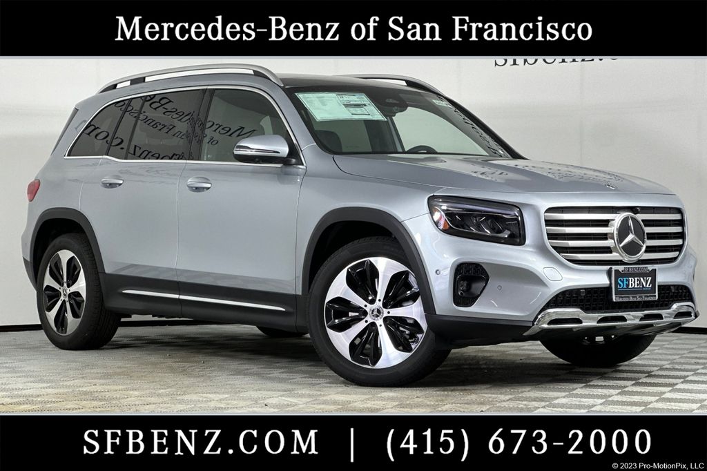 2026 Mercedes-Benz GLB GLB 250's photo