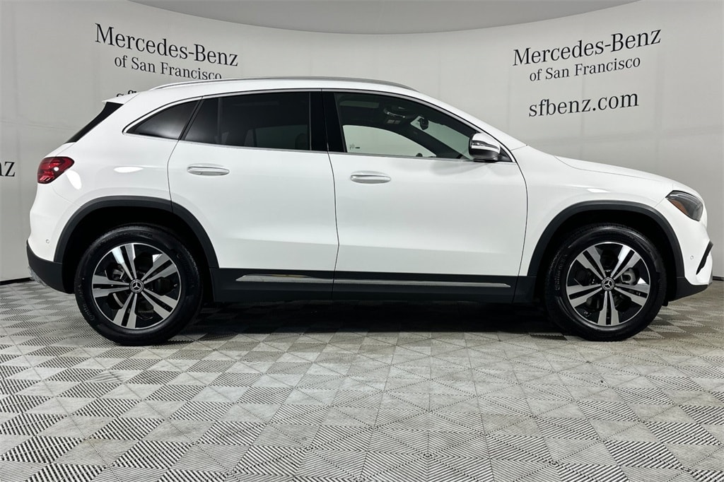 2026 Mercedes-Benz GLA GLA 250 photo 2