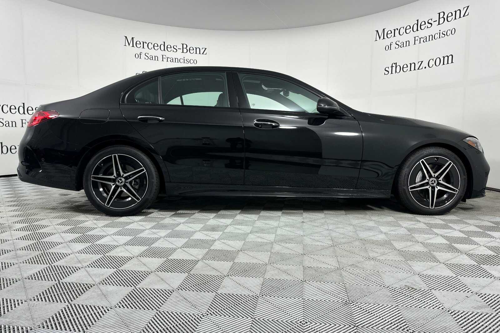 2025 Mercedes Benz C 300 4MATIC Sedan photo 3