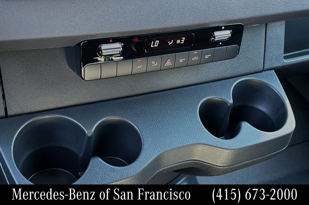 2025 Mercedes-Benz Sprinter Crew Van Base - Photo 16
