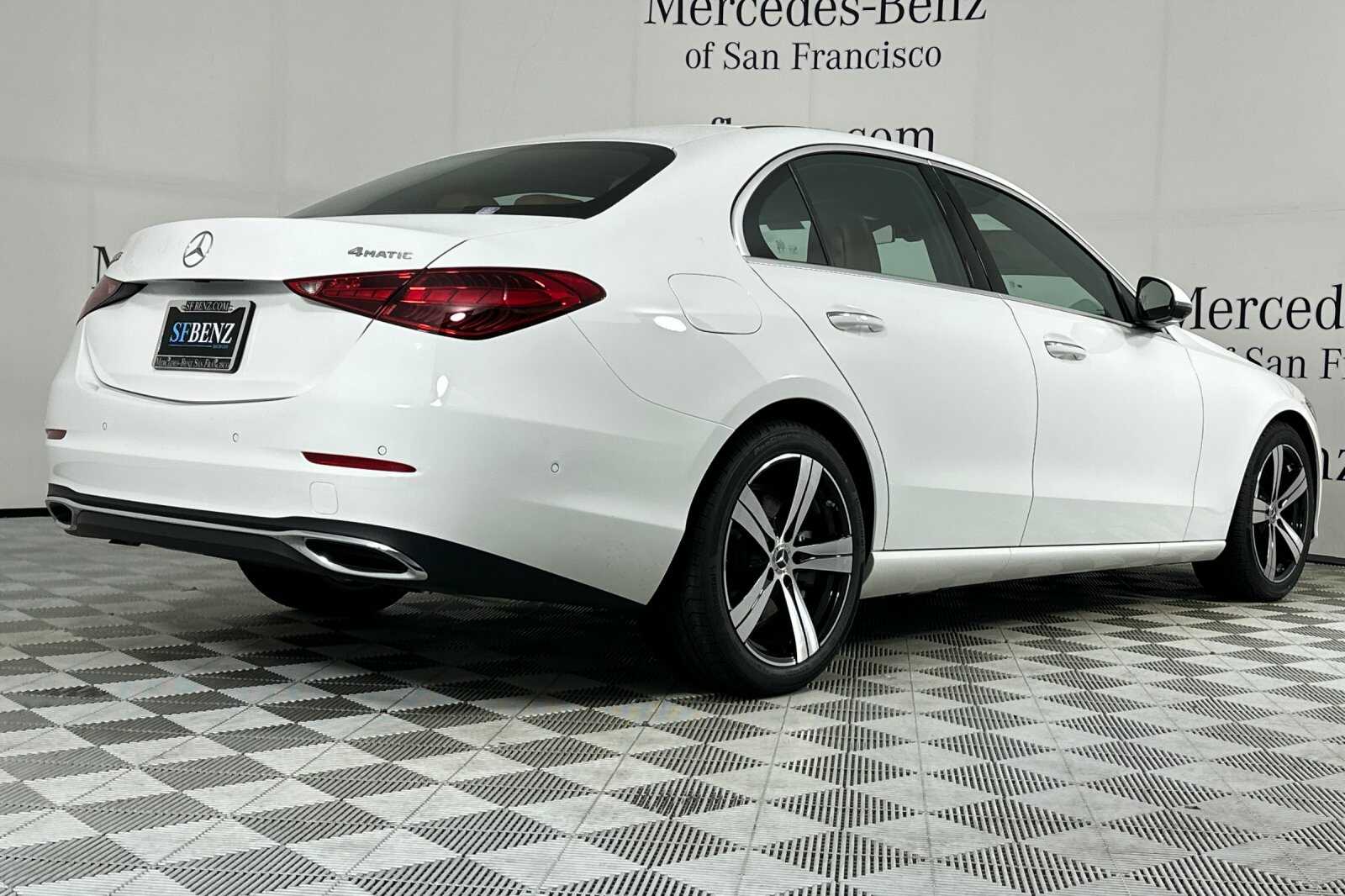 2025 Mercedes Benz C 300 4MATIC Sedan photo 4