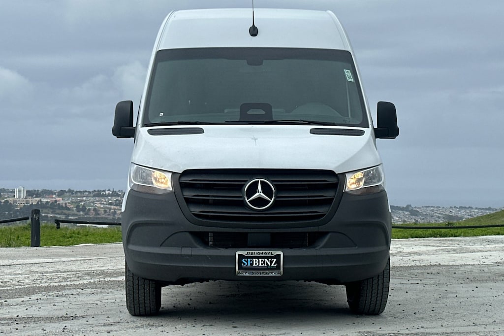 New 2025 Mercedes-Benz Sprinter 2500 Standard Roof 4-Cyl Diesel Van Cargo Van