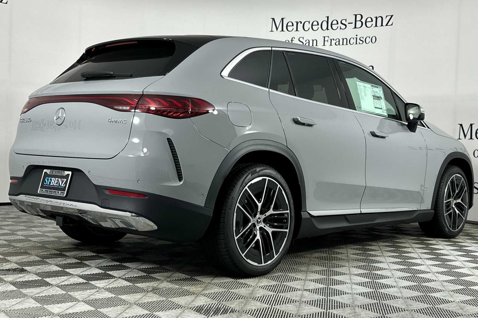 2025 Mercedes Benz 350 4MATIC photo 4