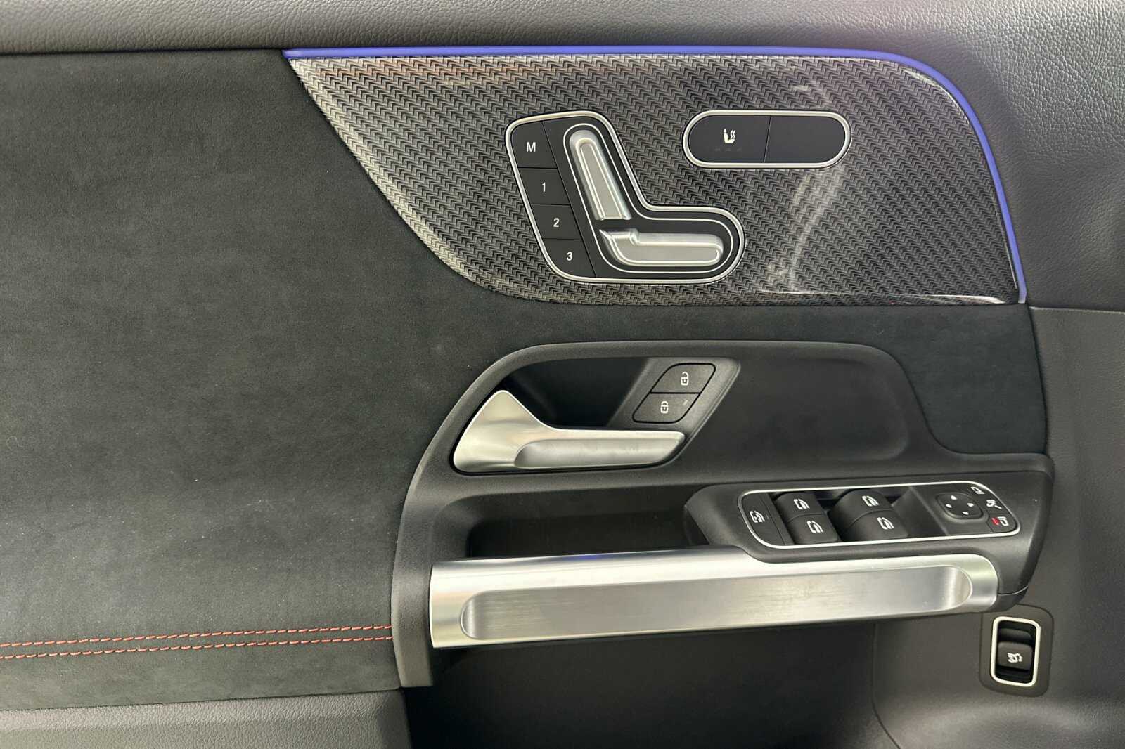 2026 Mercedes-Benz GLB AMG GLB 35 - Photo 11