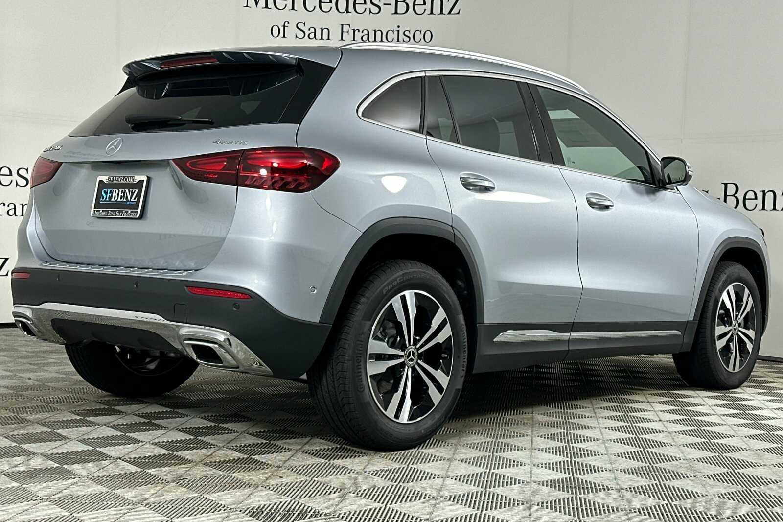 2026 Mercedes Benz GLA 250 4MATIC photo 2